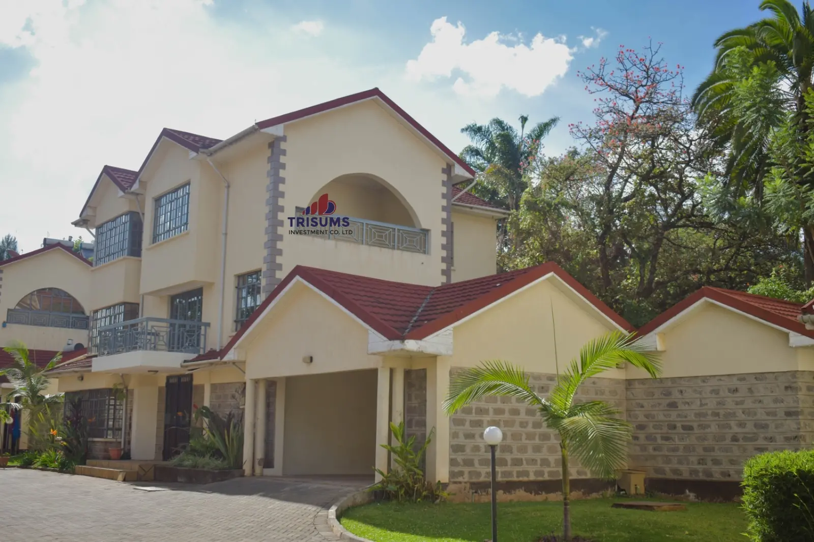 5-Bedroom Townhouse For Sale in Lavington